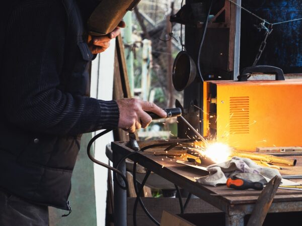 Descubra o diferencial das Máquinas de Solda Mig V8